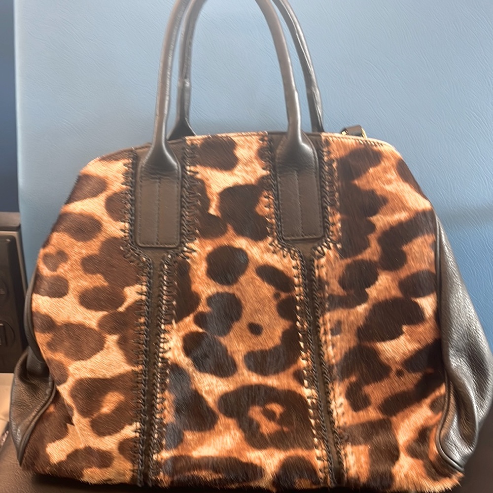 Genuine leather clever carriage company handbag